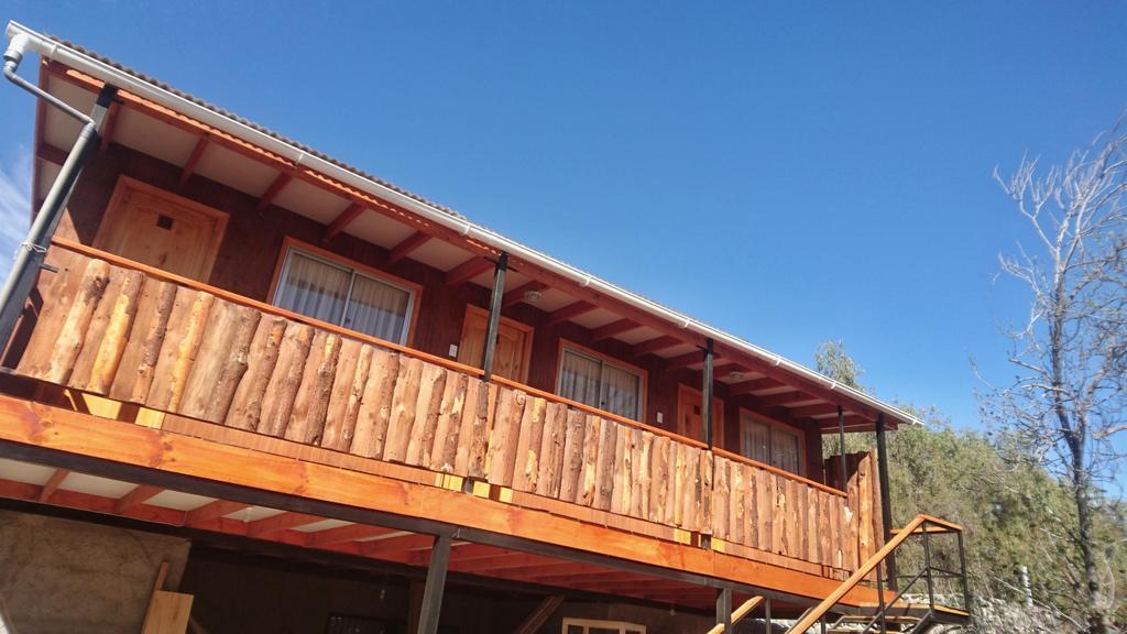 Hostal El Colibri Vicuña Esterno foto